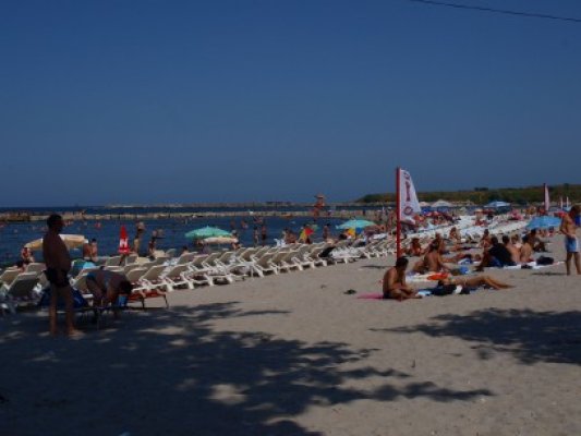 Pleci pe litoral weekendul acesta? Nu ai unde să te cazezi